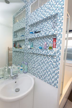 Photo 7- click for photo gallery